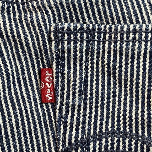 Levi’s women’s jean shorts blue striped 9 - Picture 6 of 11